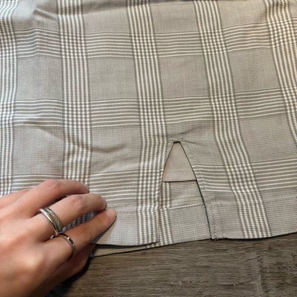 Abercrombie & Fitch Blazer and Skirt Set - Picture 9 of 12